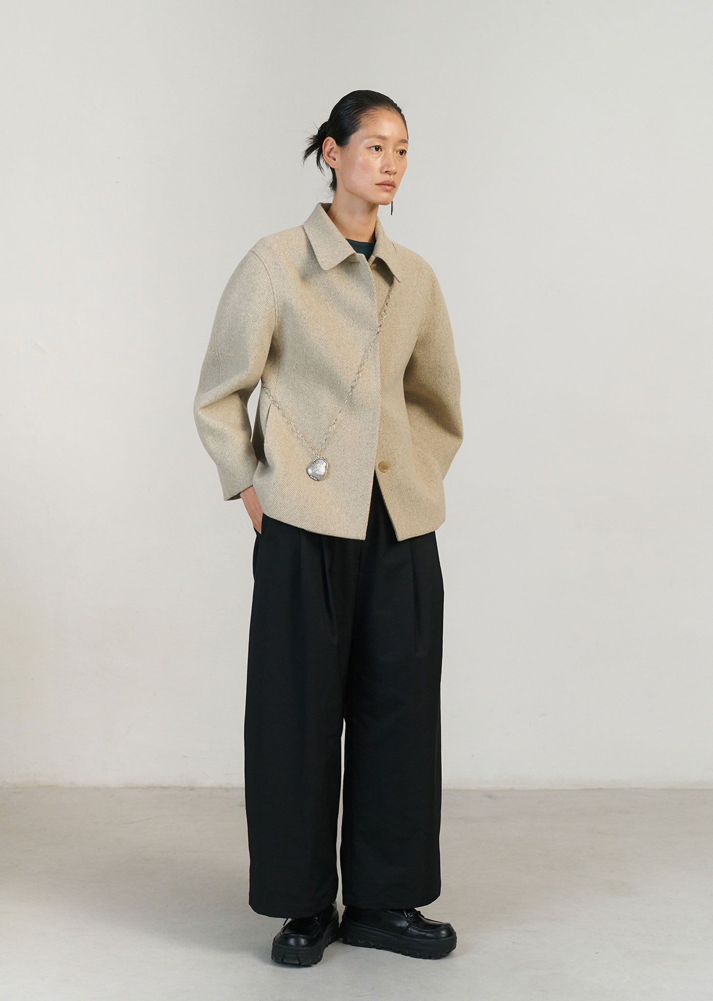 [予約注文] HOURGLASS HALF COAT (2COLORS)