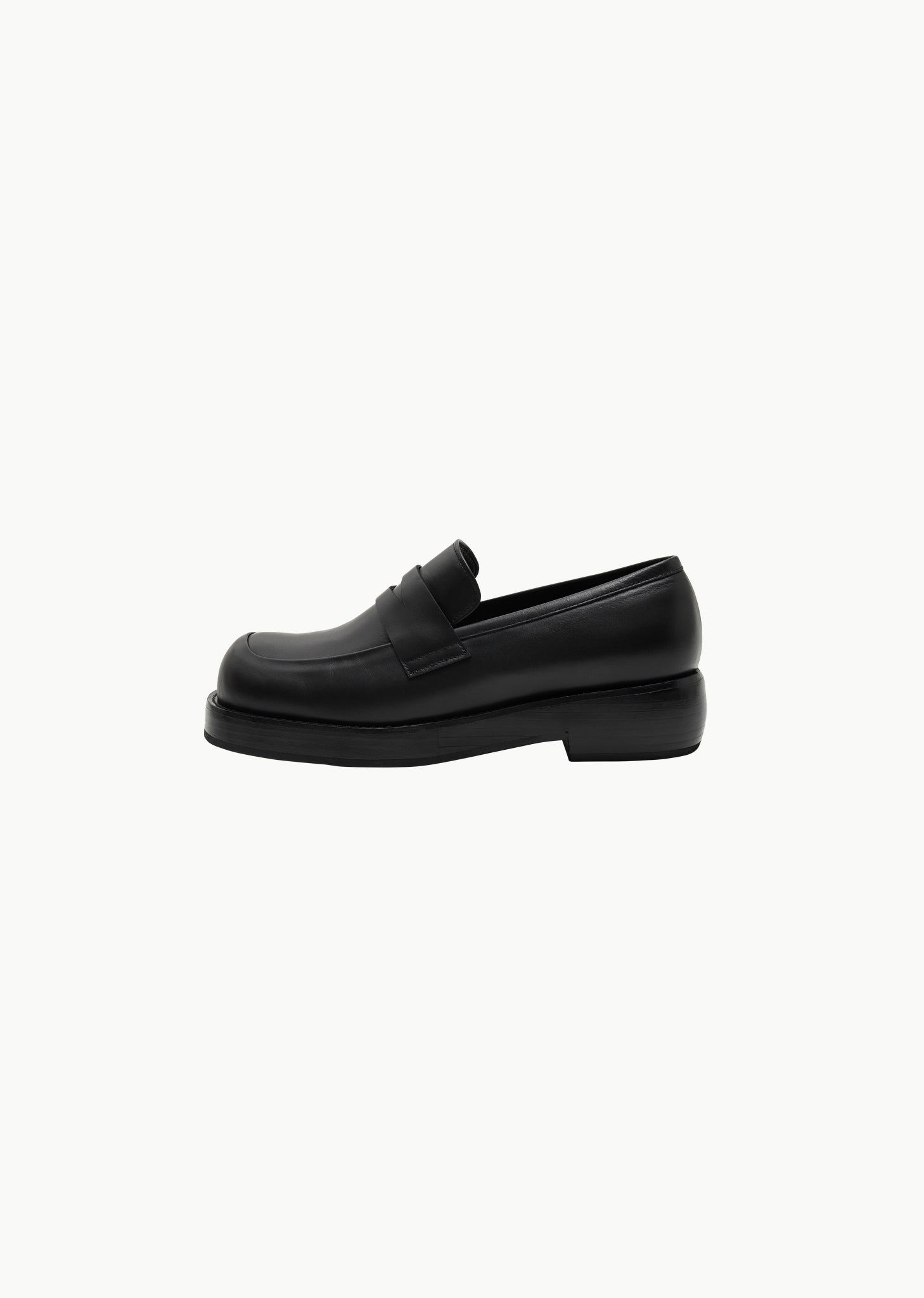 CLASSIC LOAFER