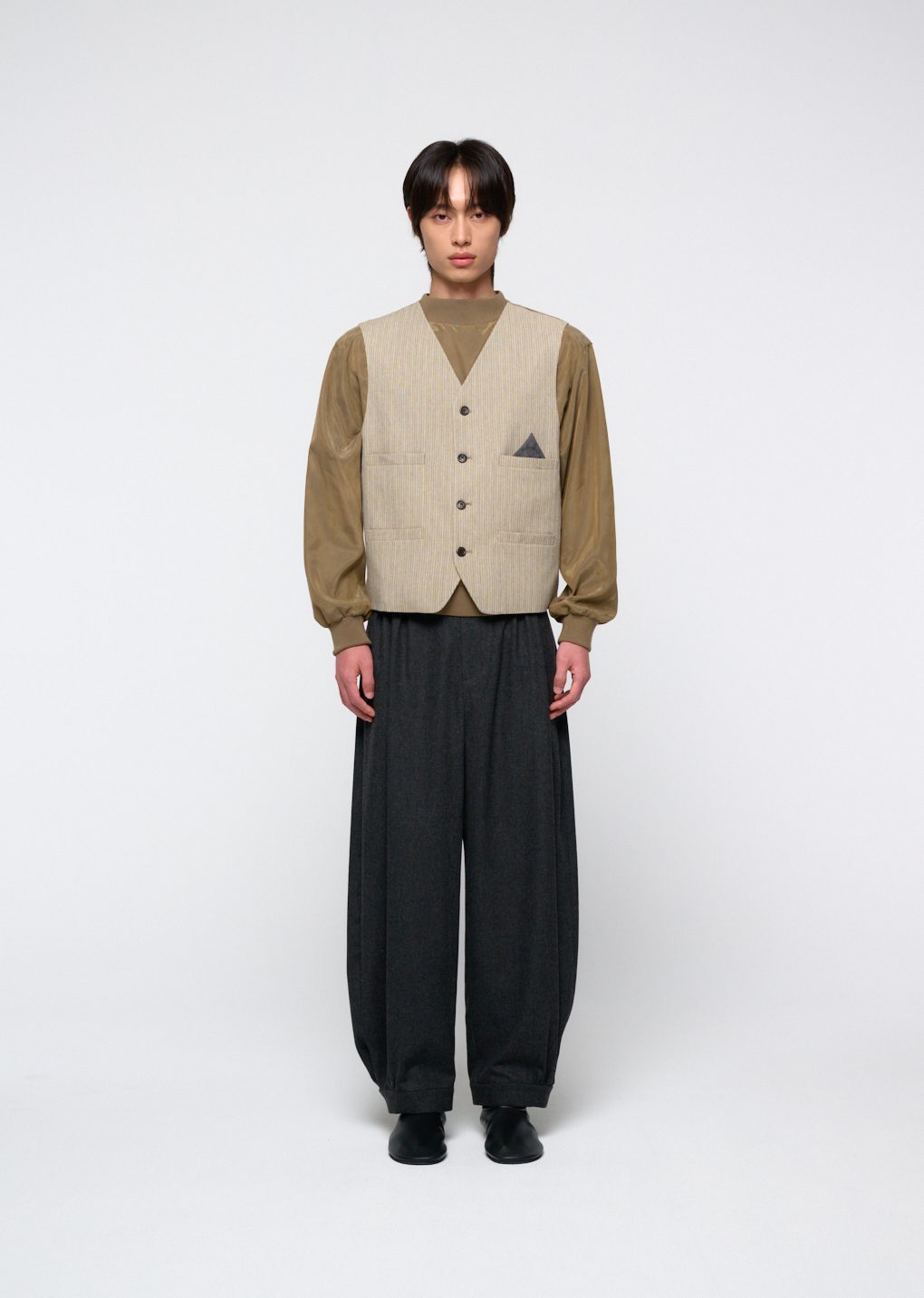 men's wool shirring pants, charcoal