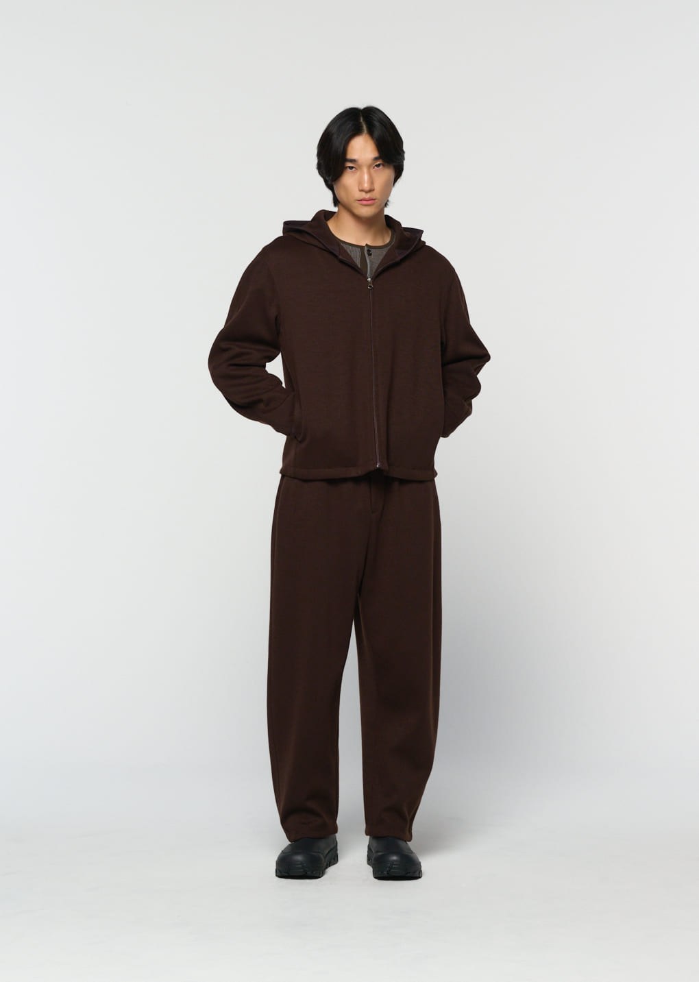 easy wool pants, brown