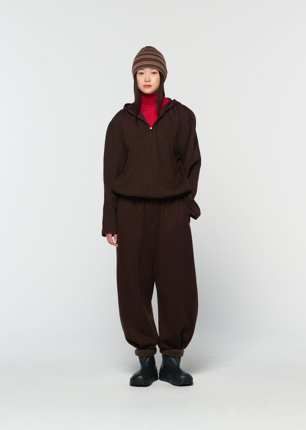 easy wool pants, brown