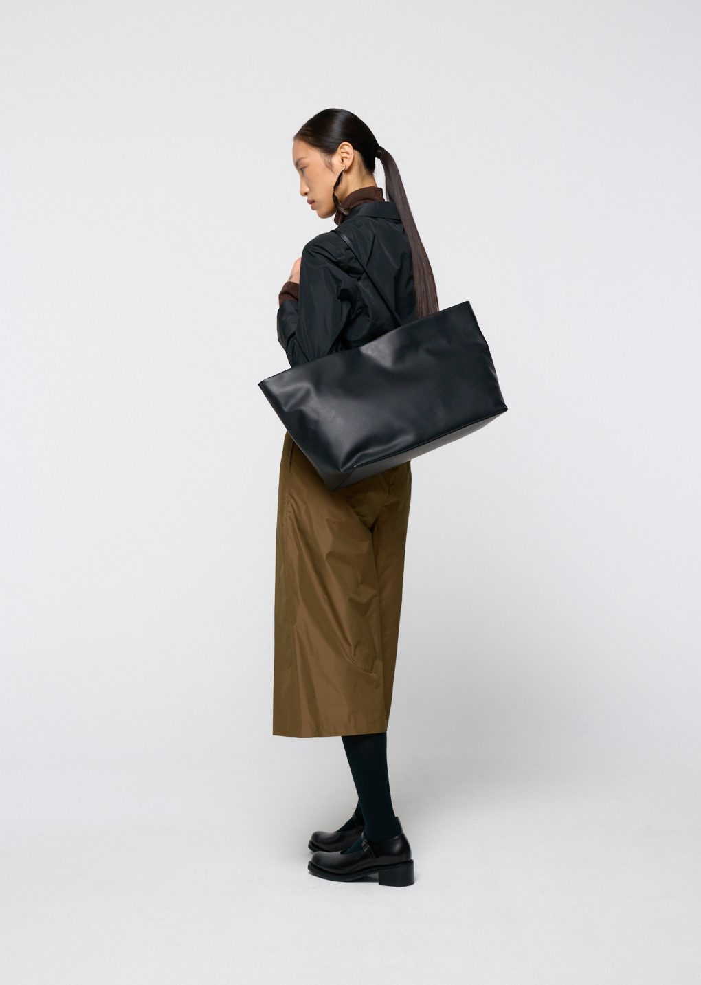 large leather tote bag, black
