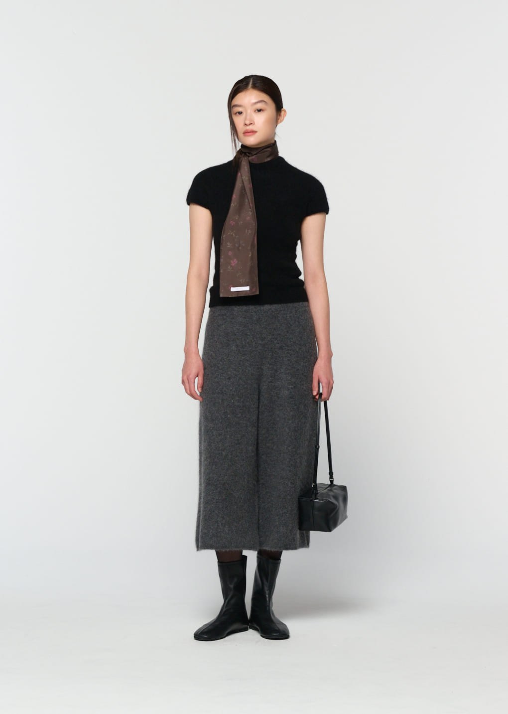 wholegarment hairy knit top, black