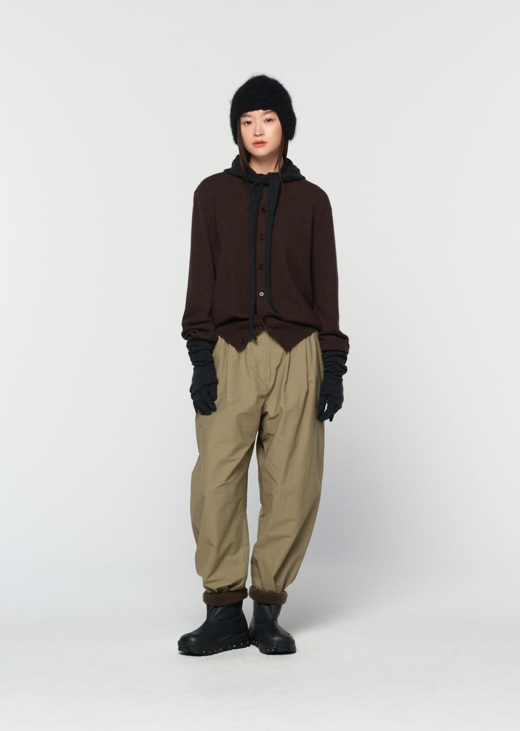 drawstring curved pants, khaki