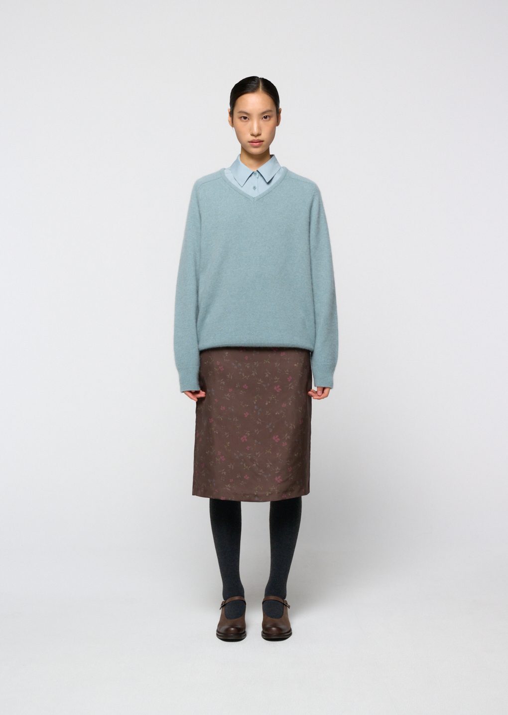 racoon v-neck knit, mint