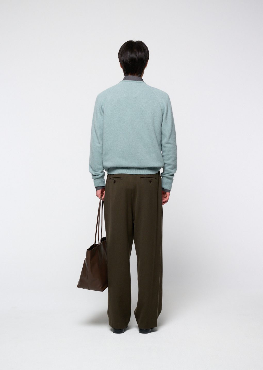 racoon v-neck knit, mint