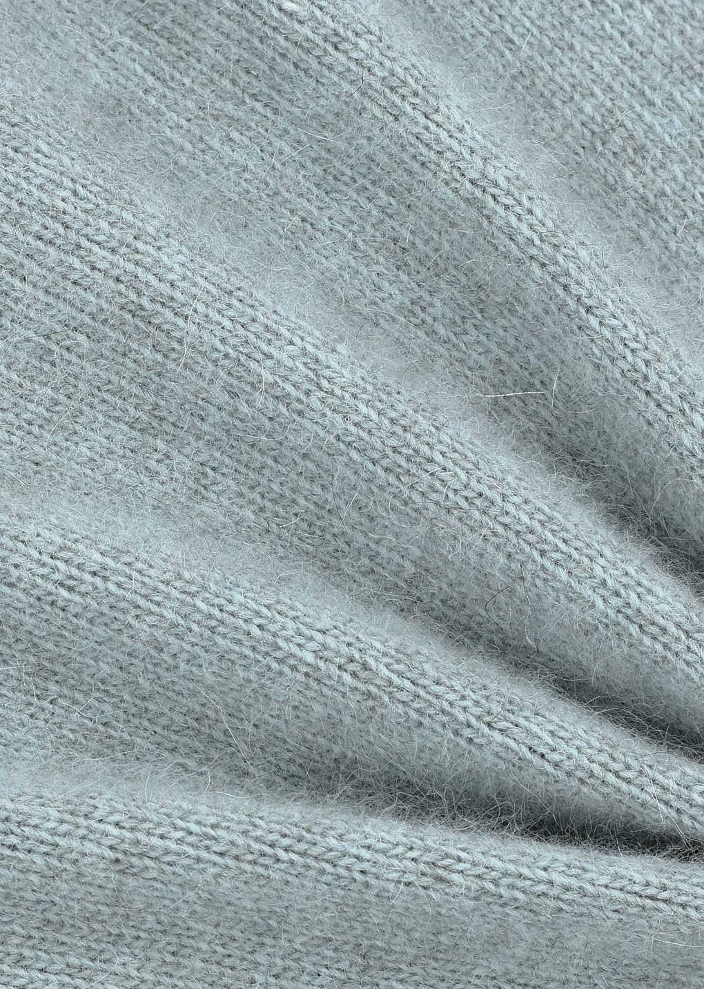 racoon v-neck knit, mint