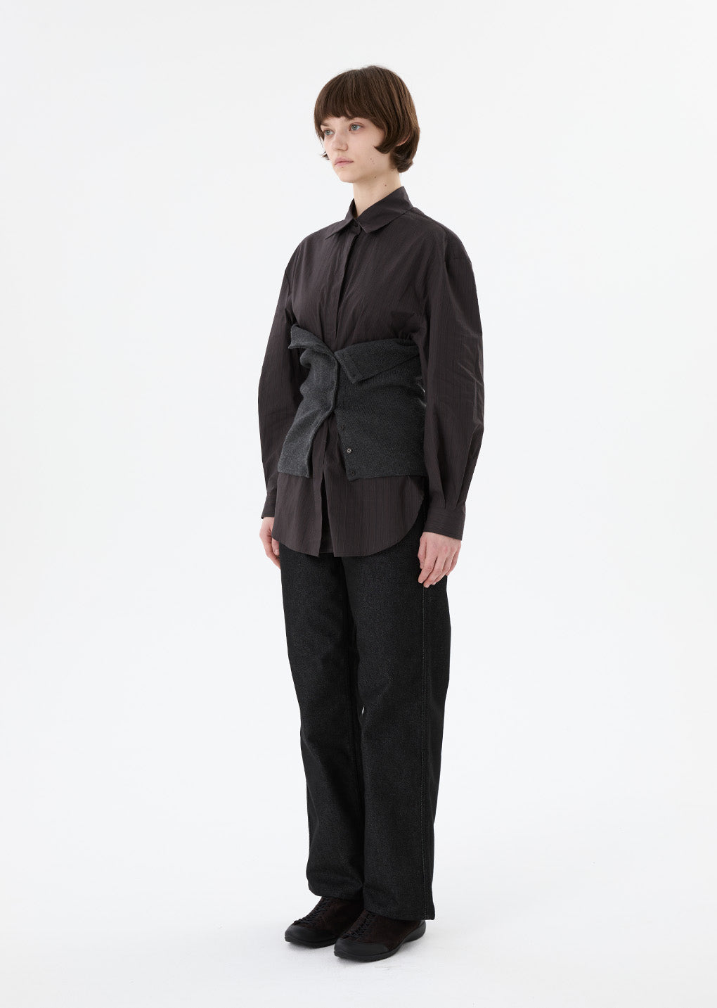 color indigo denim, black