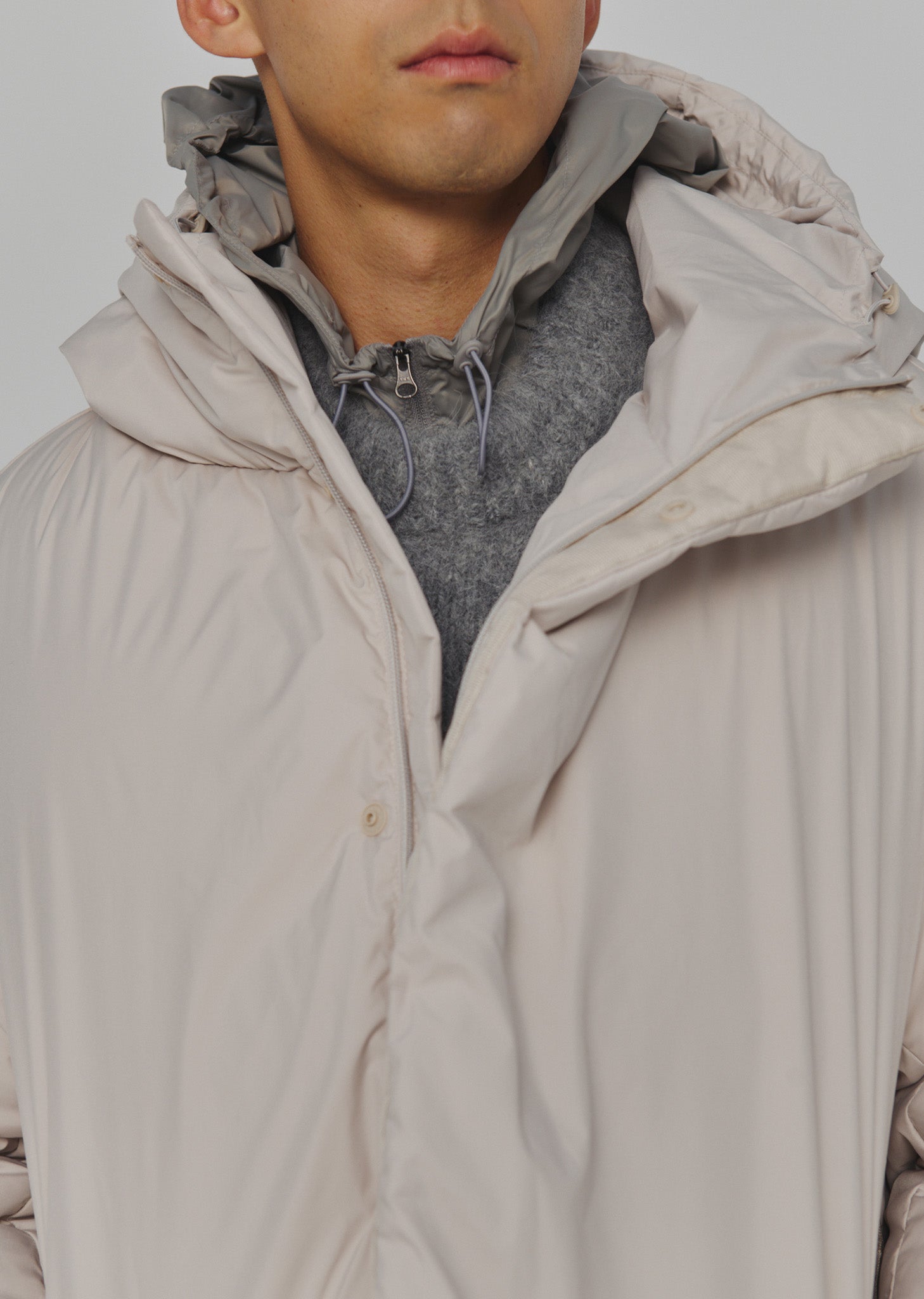 HOODED DOWN PUFFER (2 COLORS)