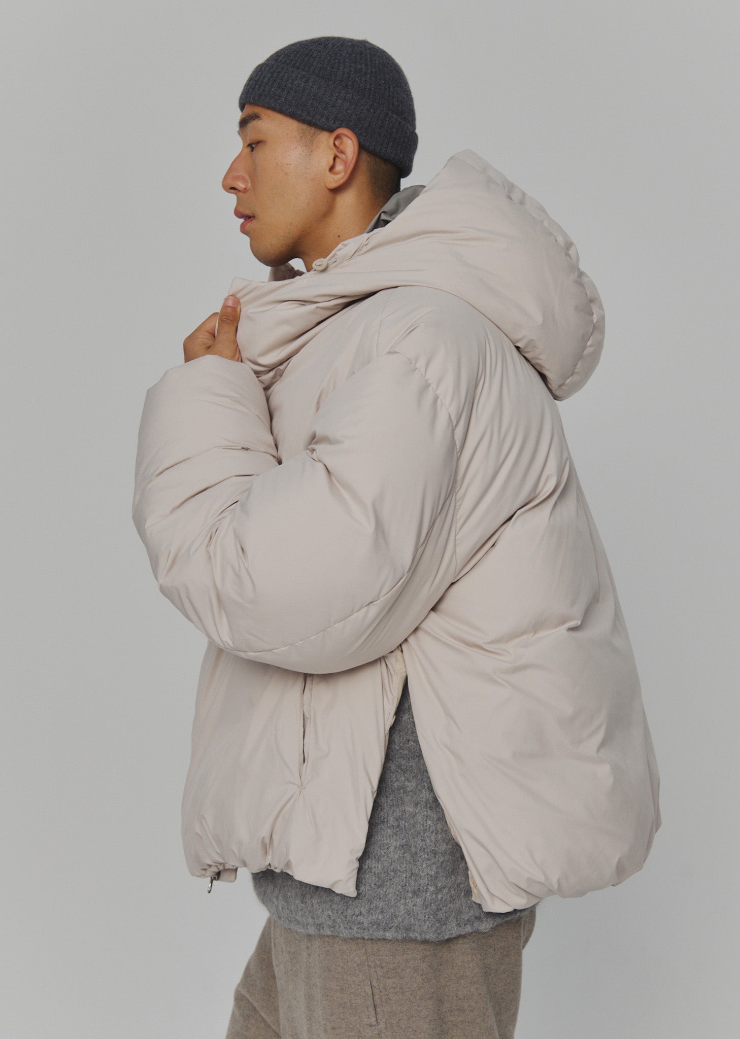 HOODED DOWN PUFFER (2 COLORS)