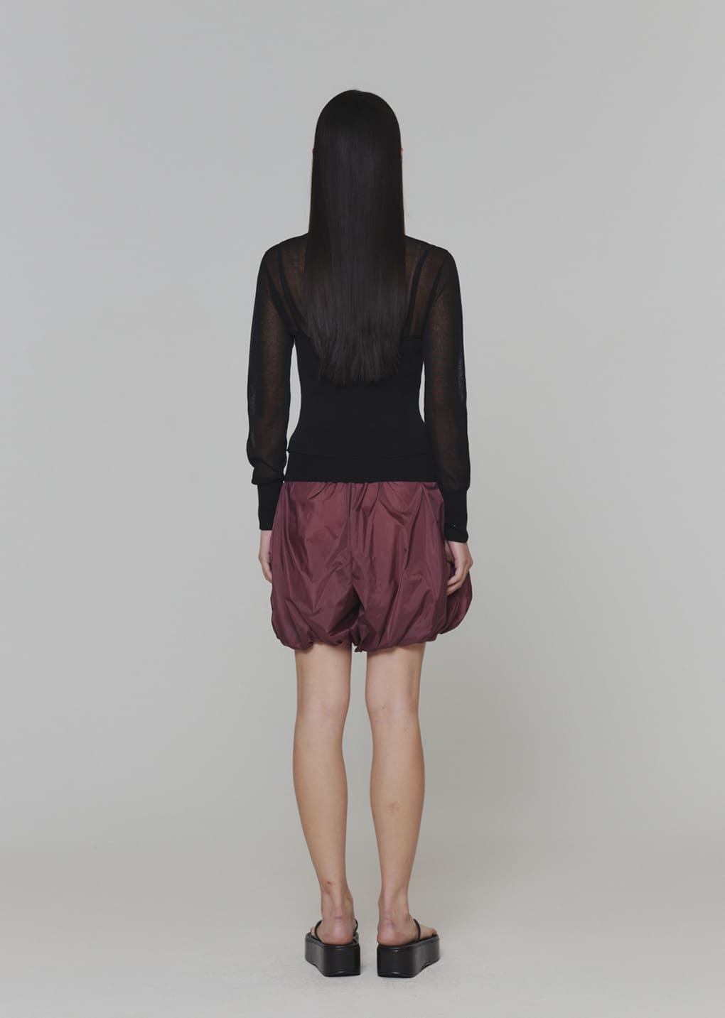 knit sleeveless top, black