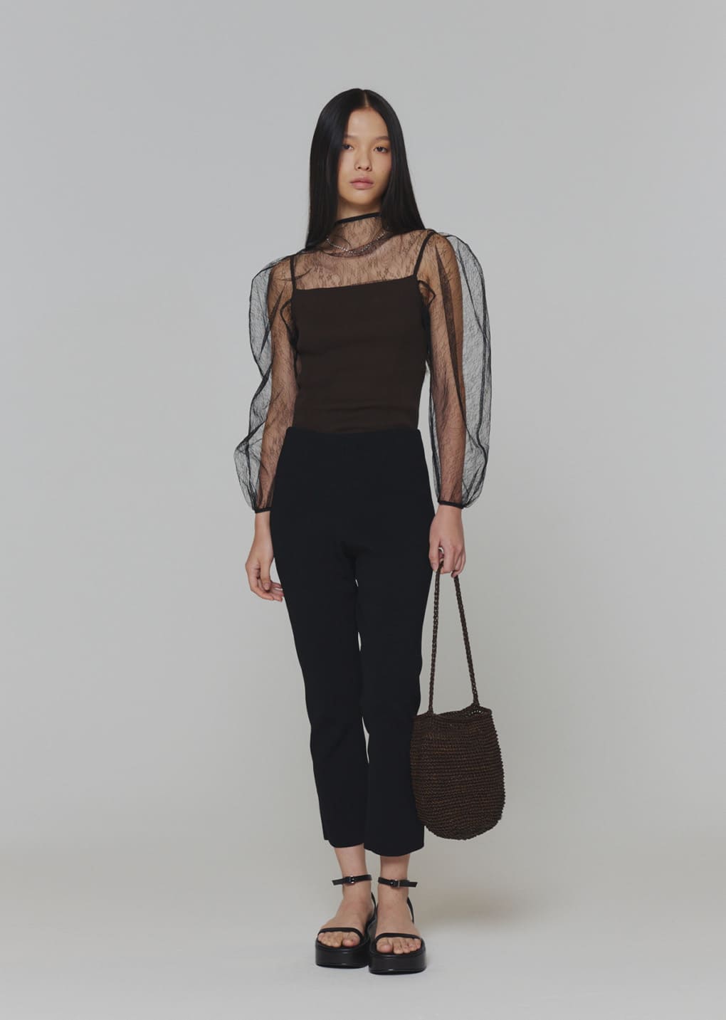 knit sleeveless top, brown