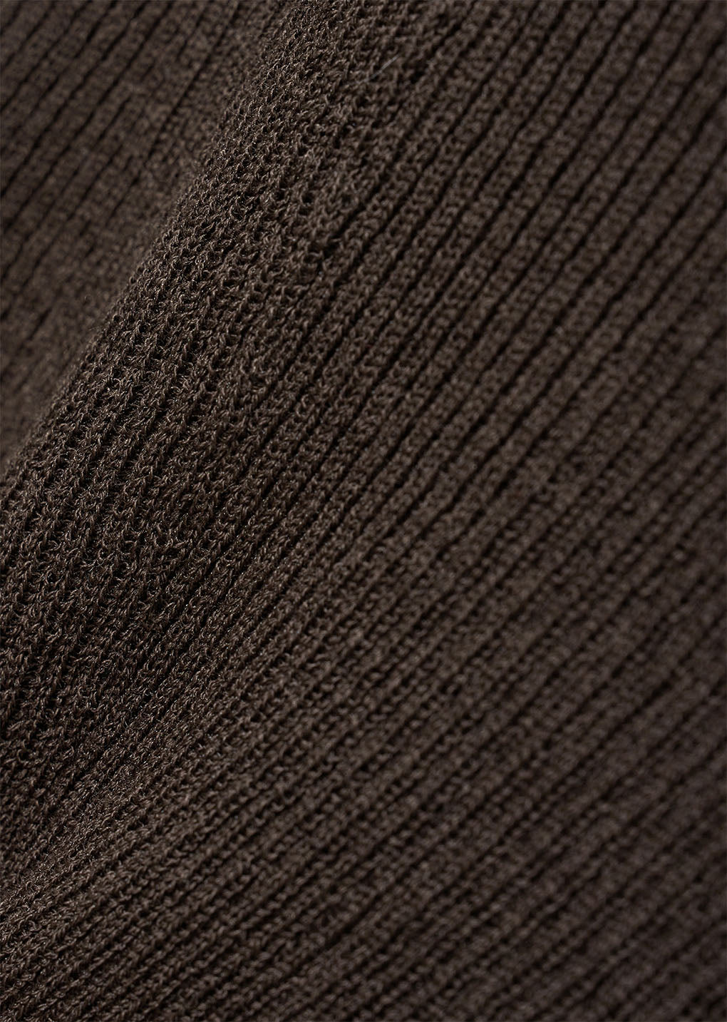 knit sleeveless top, brown