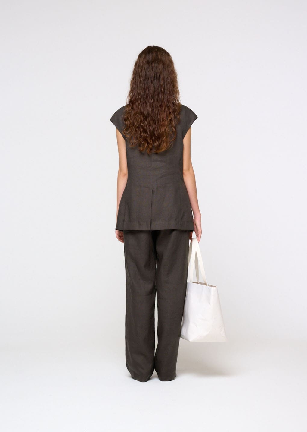 linen curved vest, khaki grey