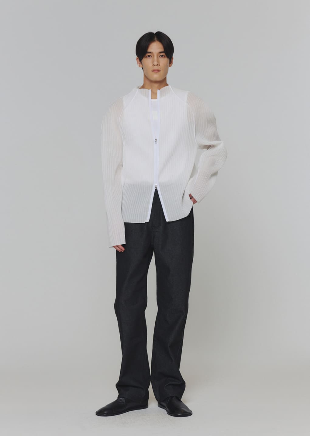 men's pleats zip up jumper, white
