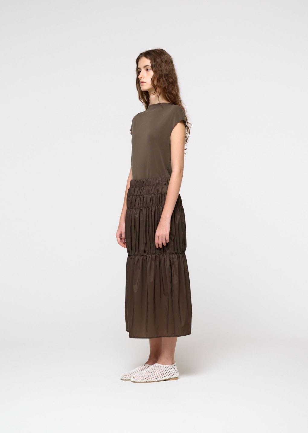 nylon shirring skirt, brown