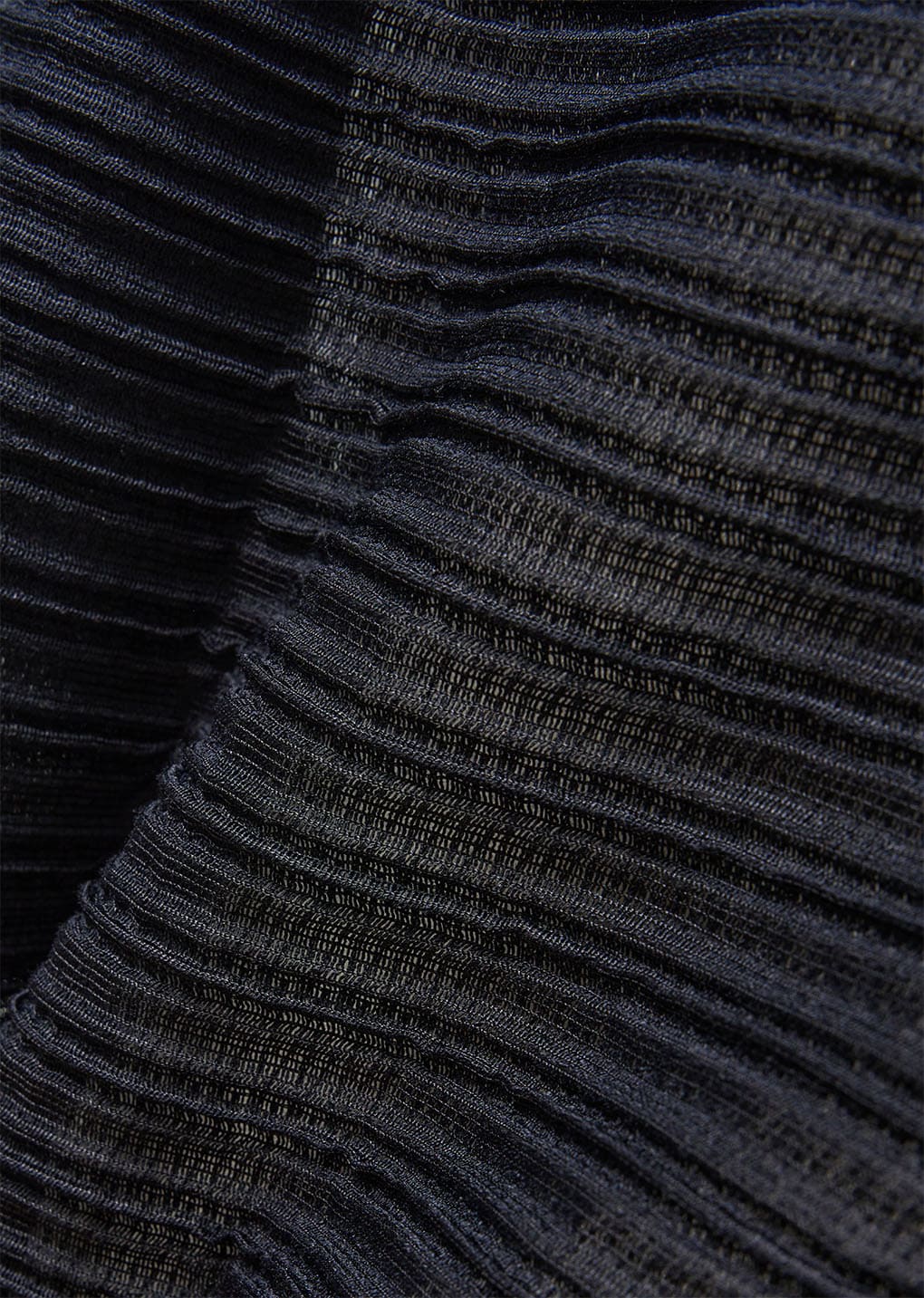 pleats raglan top, black