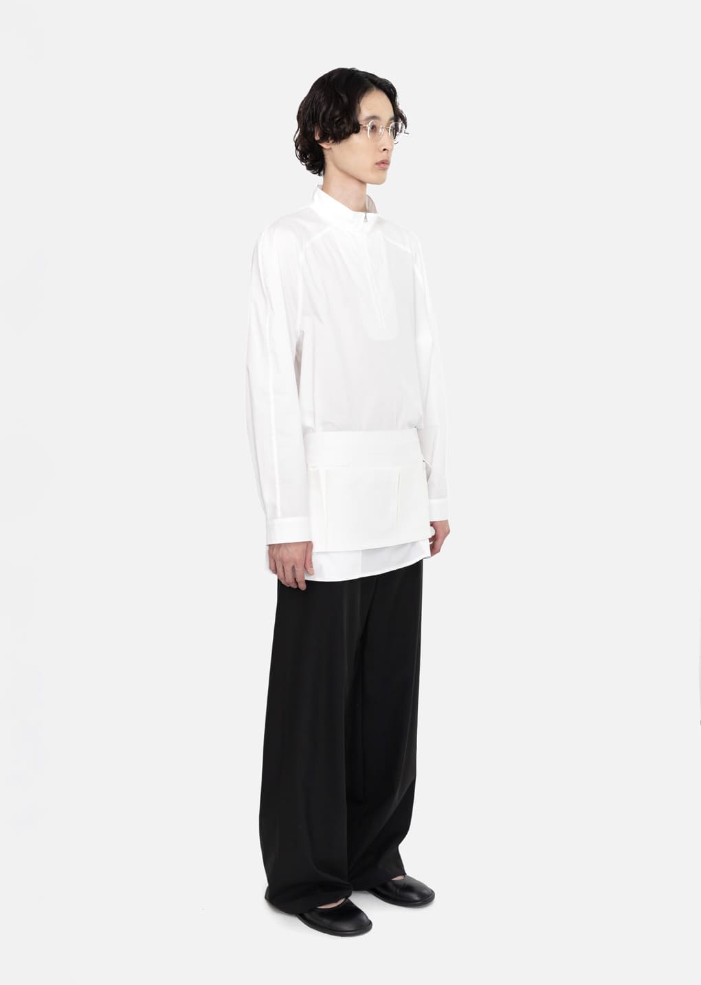 pocket apron, white