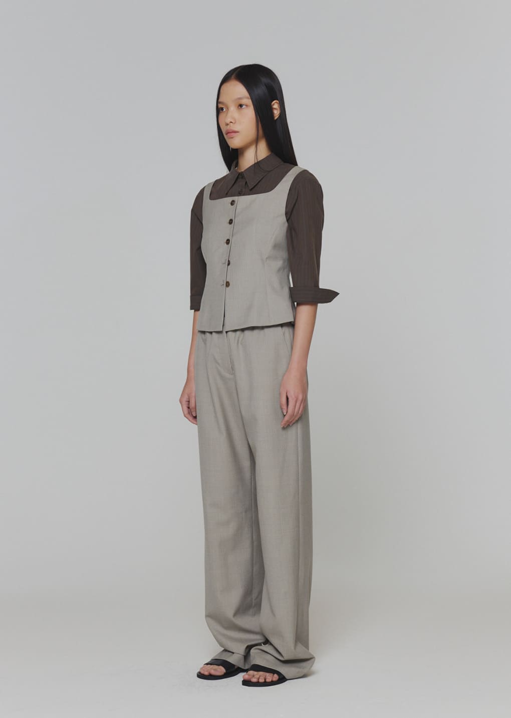 scoop neck two way vest, beige