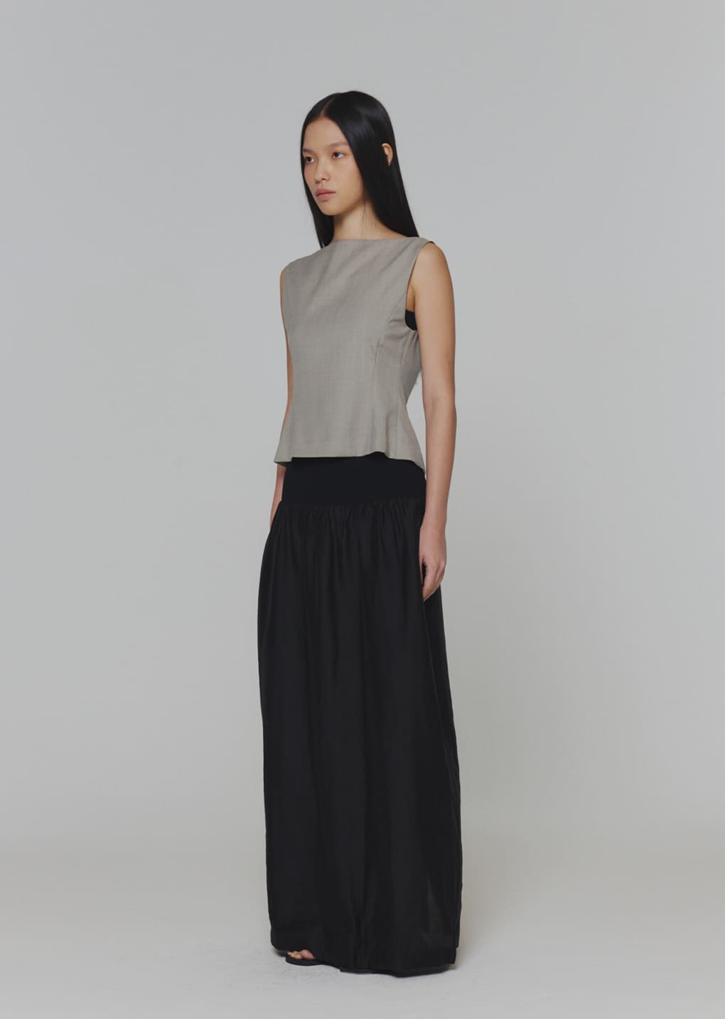 scoop neck two way vest, beige