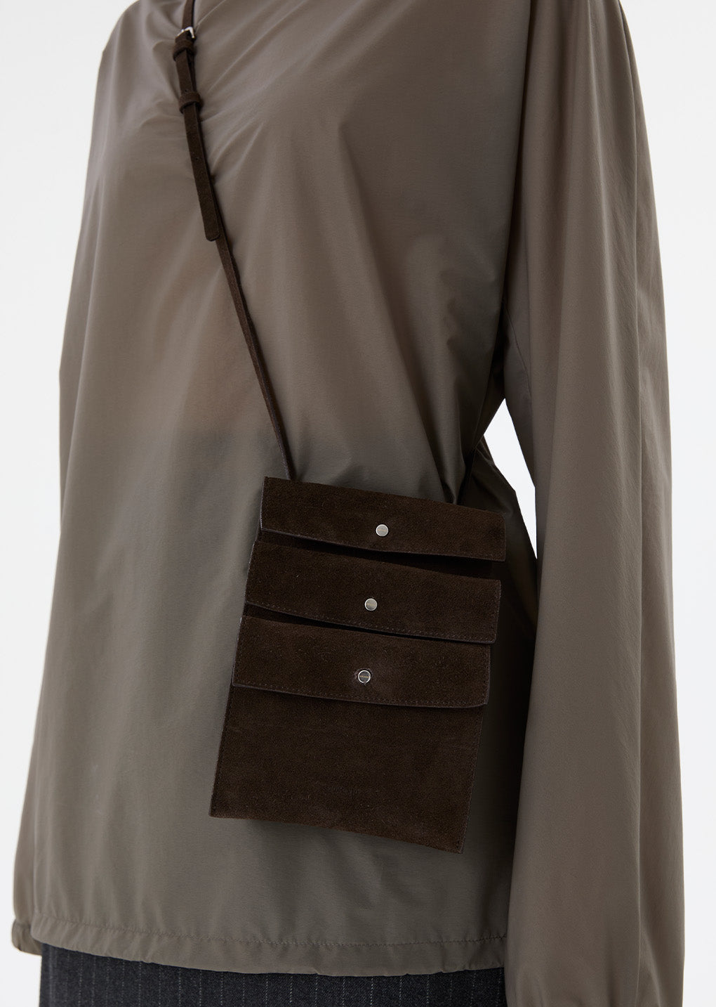 trio pocket bag, dark brown hover