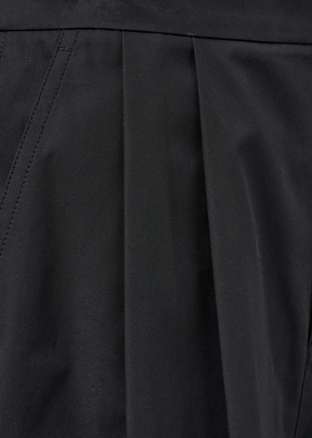 two tuck wide shorts, black