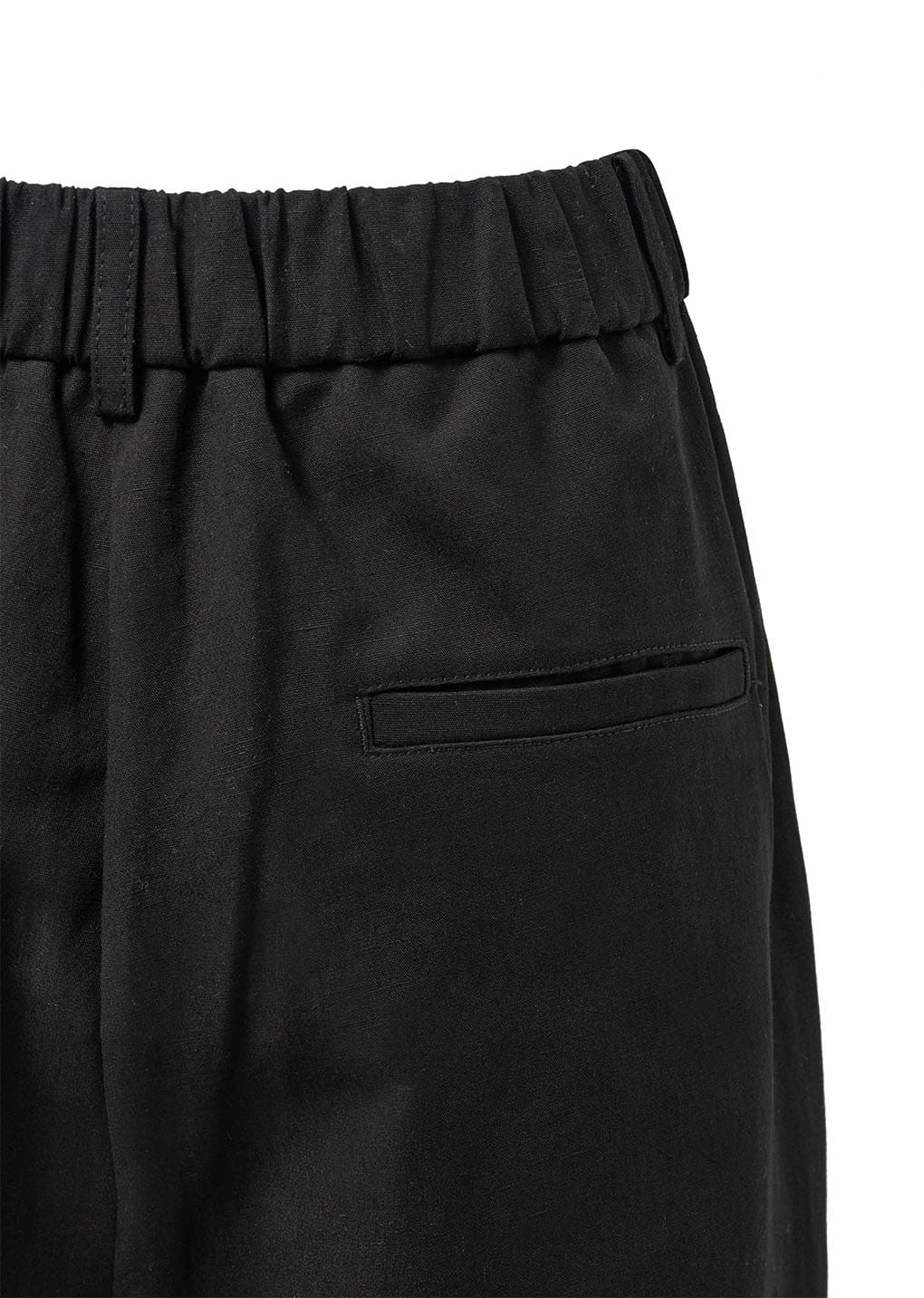 wide bermuda pants, black