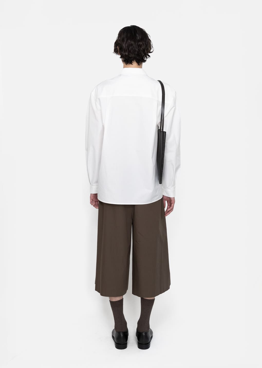 wide bermuda pants, brown