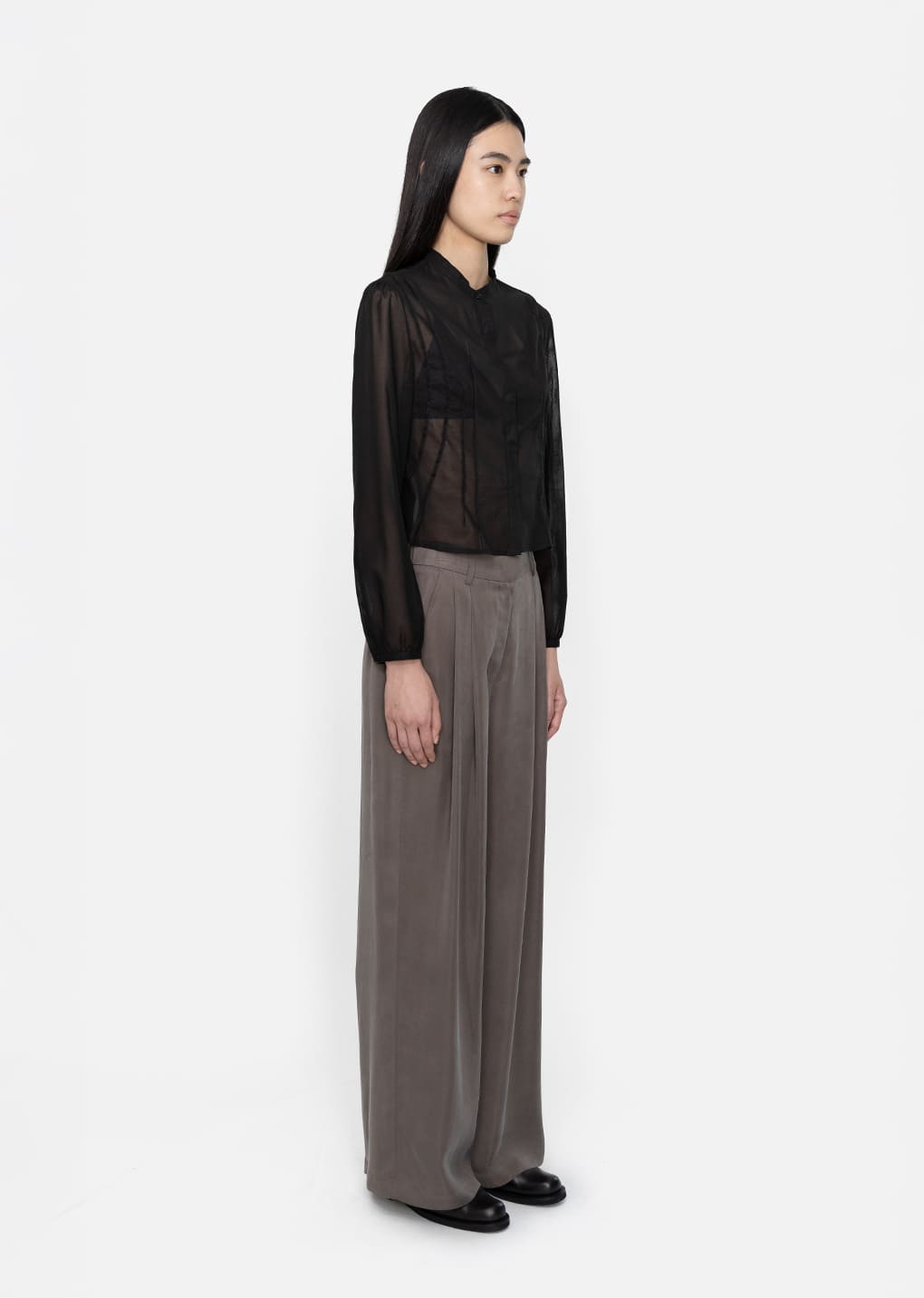 women's cupro two tuck wide pants, grey
