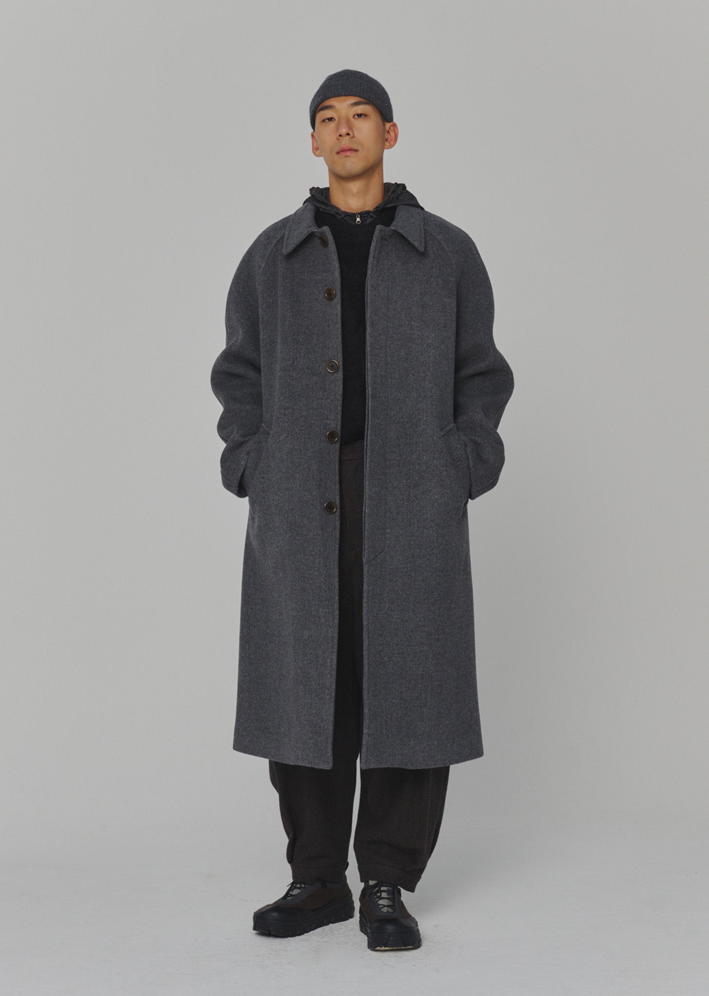 WOOL RAGLAN COAT (2 COLORS)