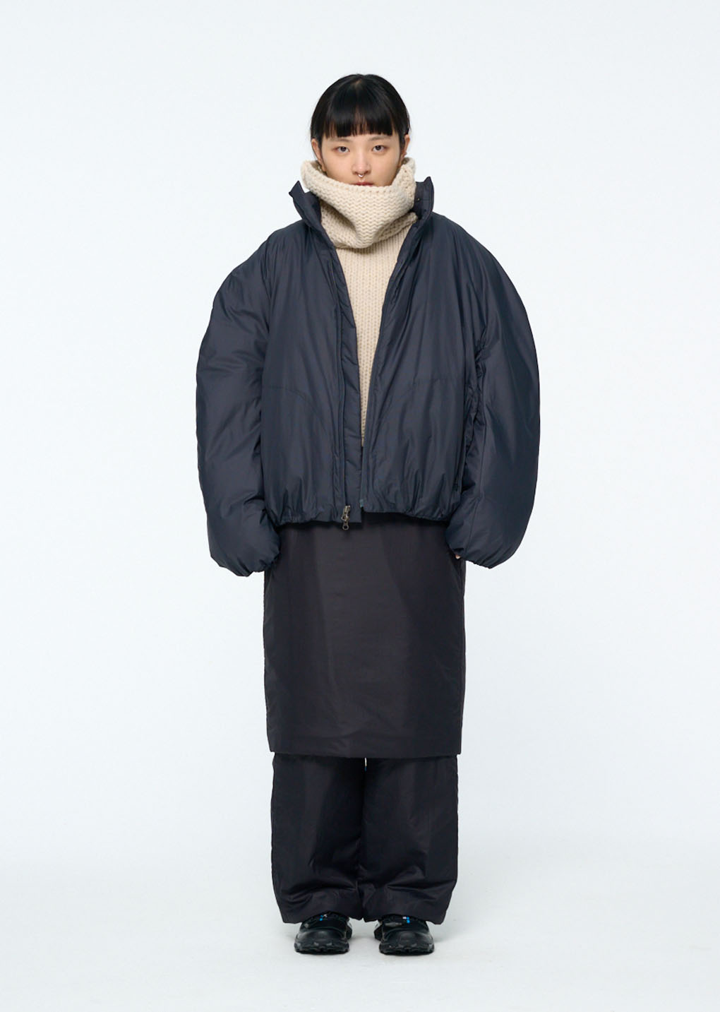 [PRE-ORDER] nylon reversible goose down puffer, charcoal hover