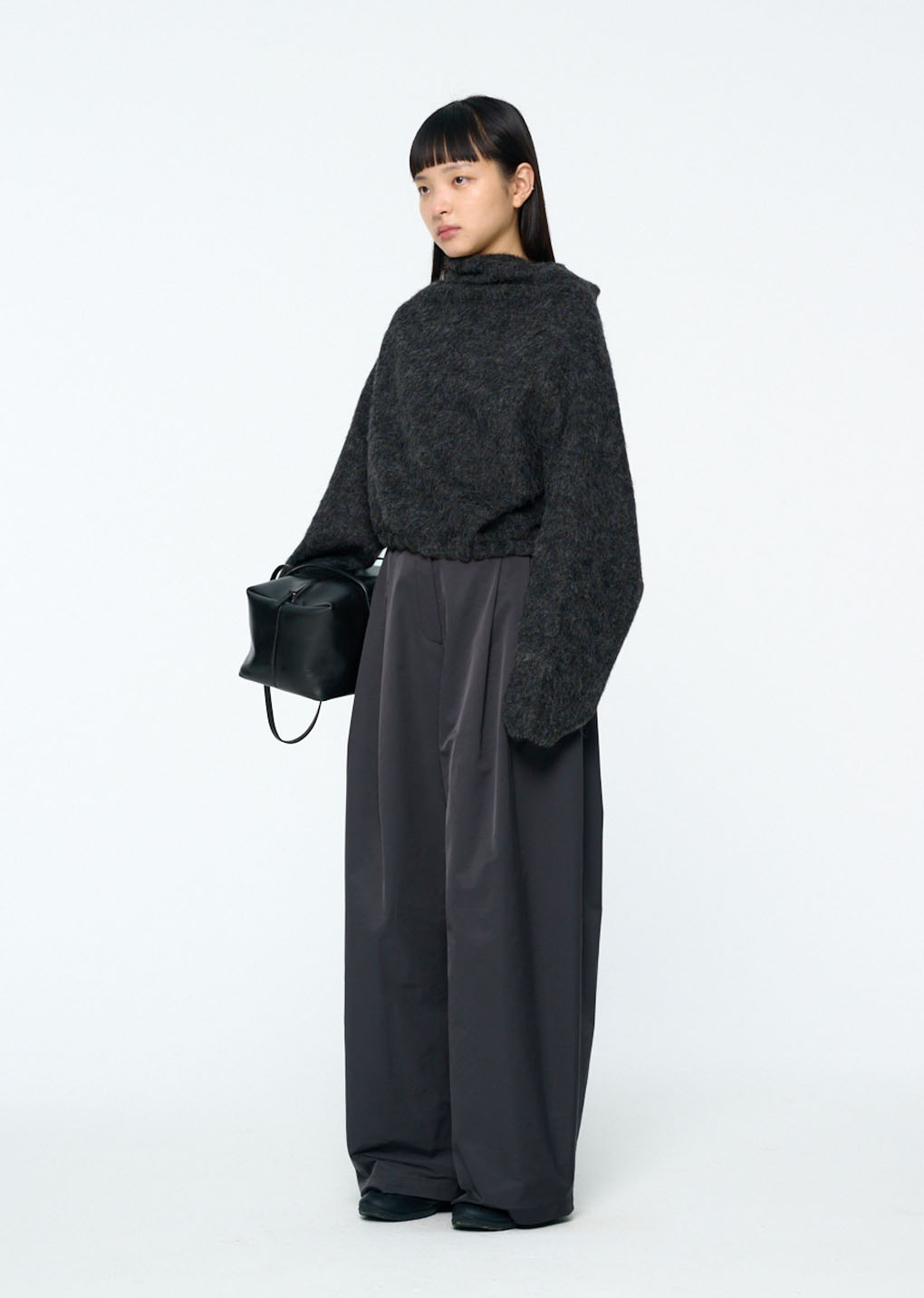 [PRE-ORDER] large cubo bag, black