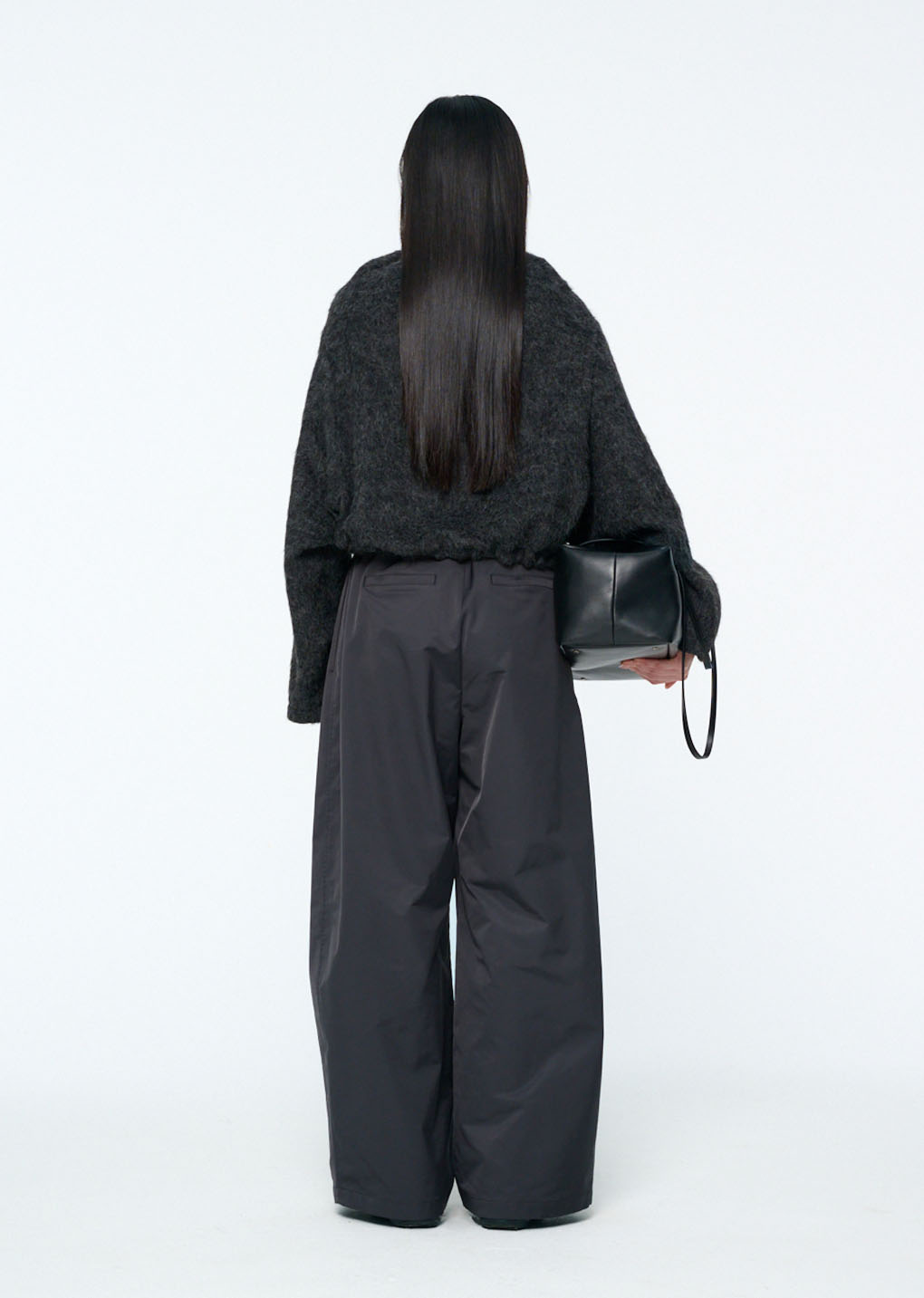 [PRE-ORDER] large cubo bag, black