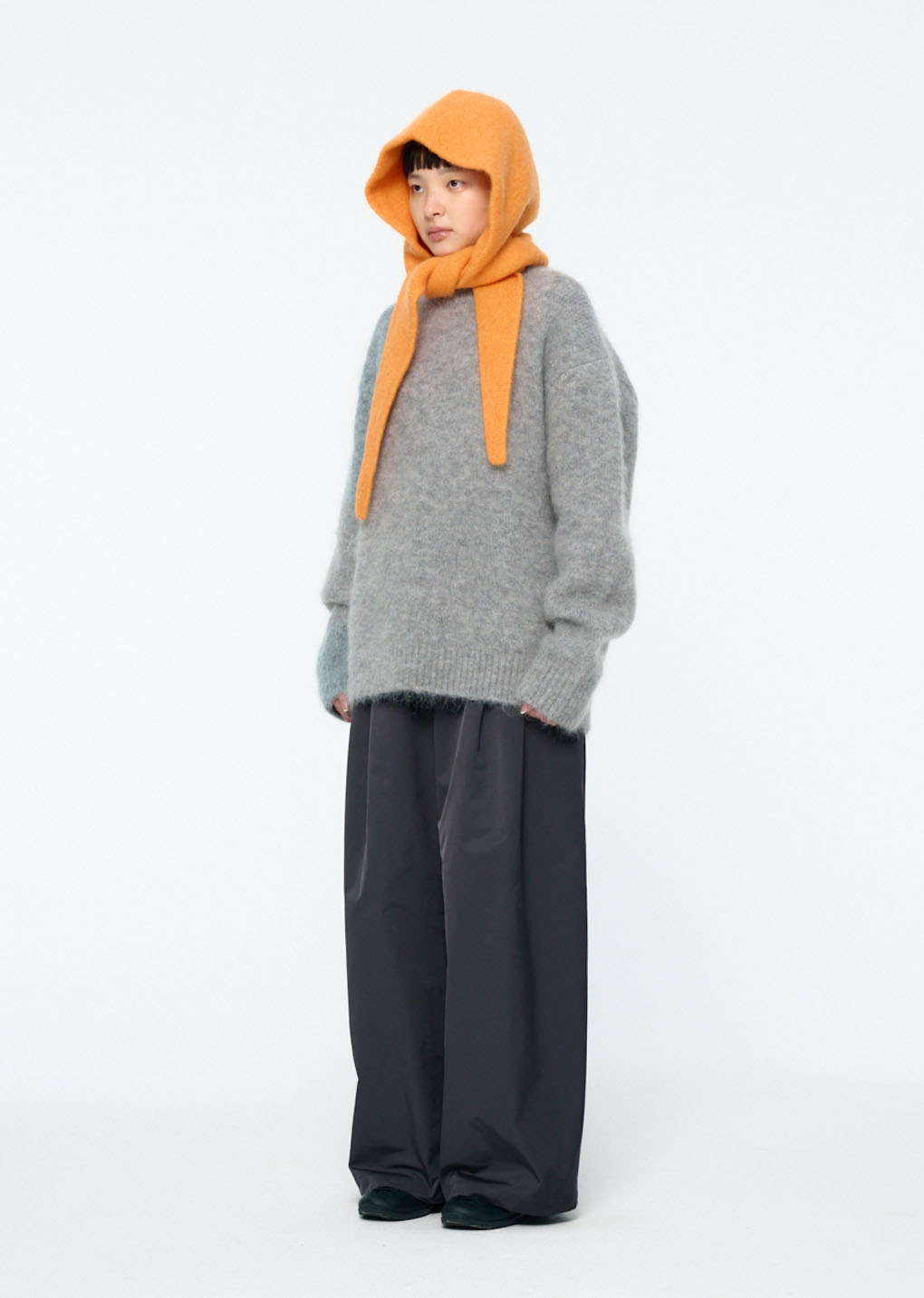 hairy rounded pullover, melange grey