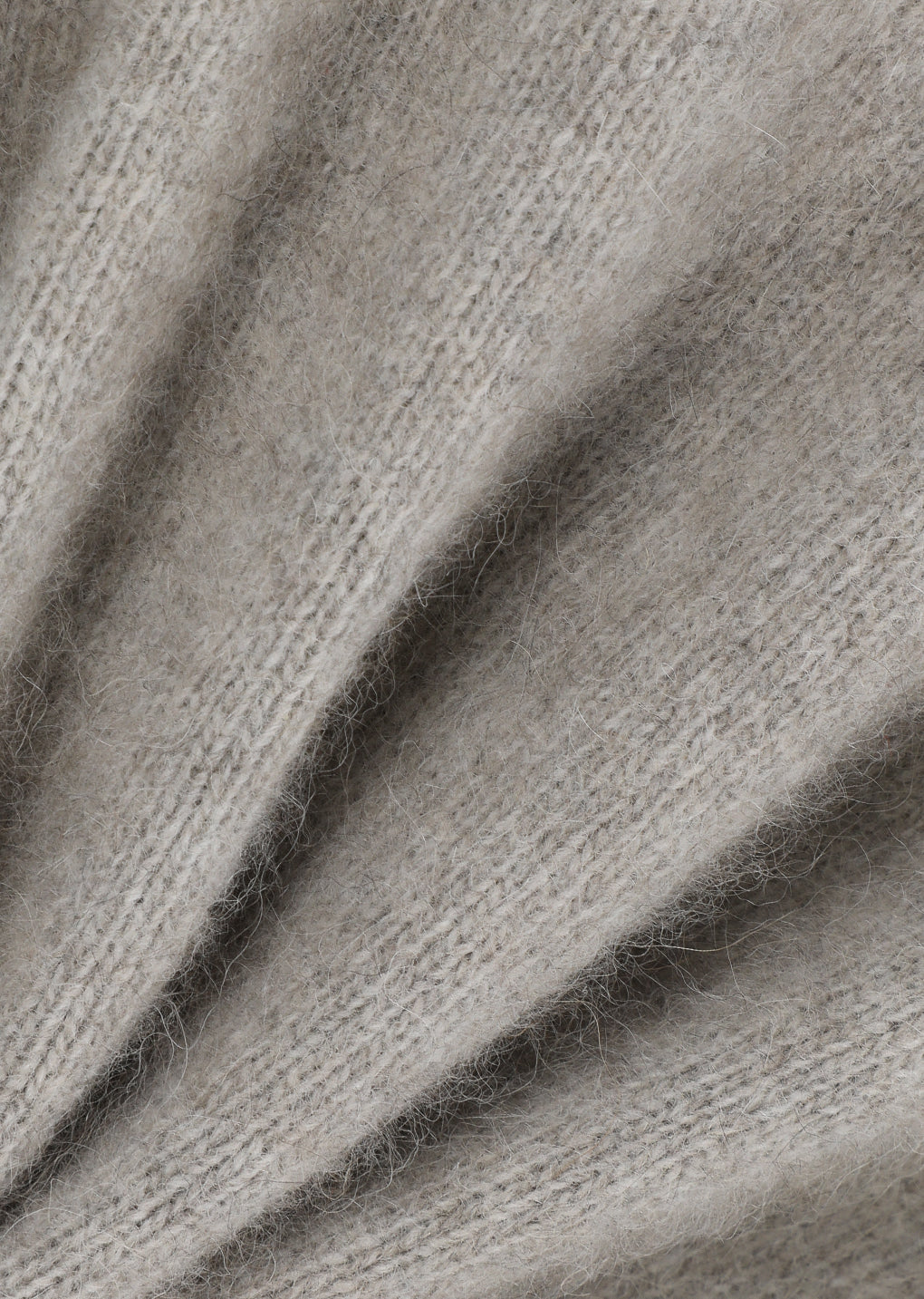 racoon v-neck knit, beige